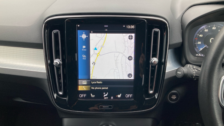 Volvo Xc40 2.0 T4 Momentum Pro 5dr AWD Geartronic Petrol Estate